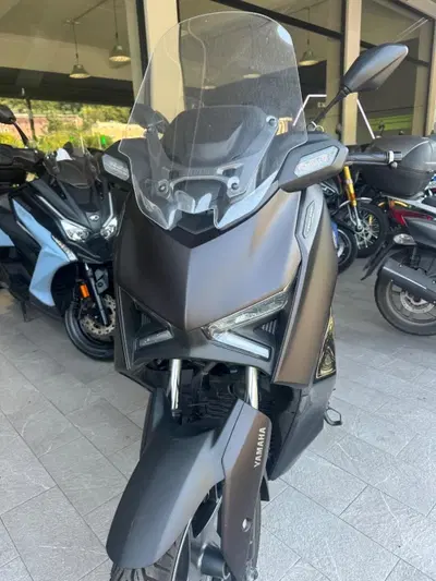 Yamaha X-Max 300 Tech Max+ (2025 - 26) usata