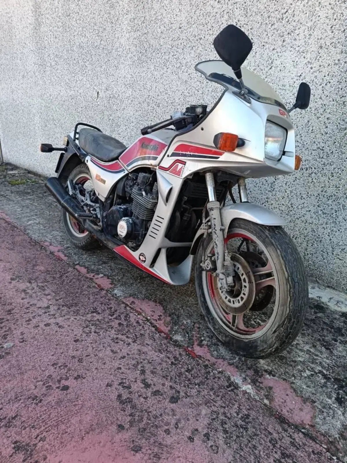 Kawasaki GPZ 750 Turbo Per Ricambi Usati Component (3)