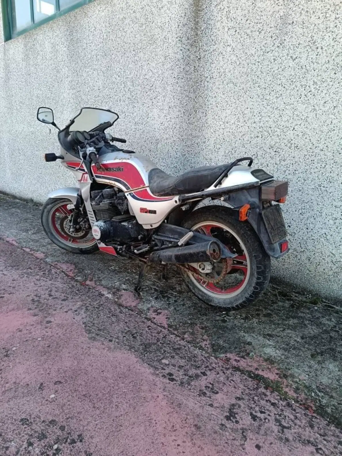 Kawasaki GPZ 750 Turbo Per Ricambi Usati Component (7)