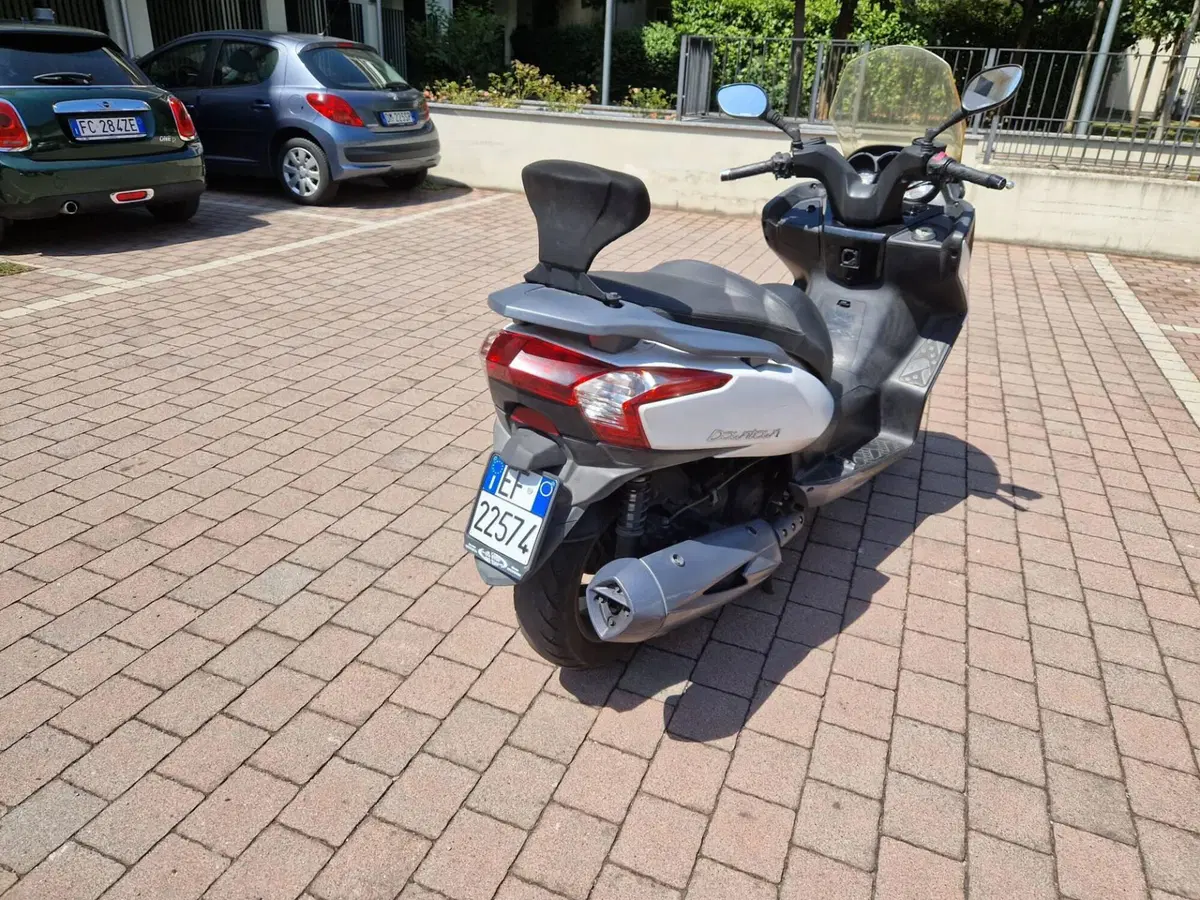 Kymco Downtown 300i (2009 - 17) (4)