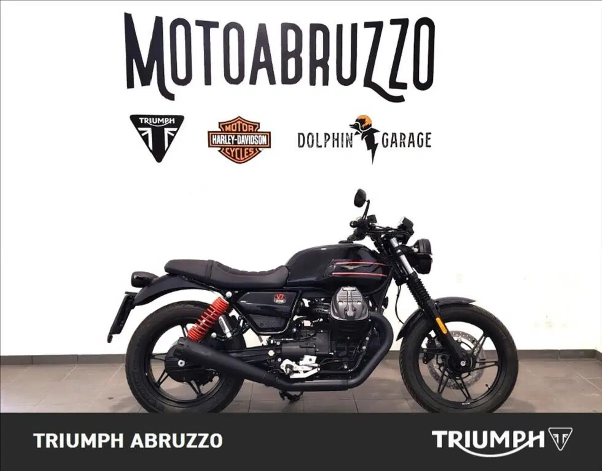 Moto Guzzi V7 Stone Corsa (2023 - 25)