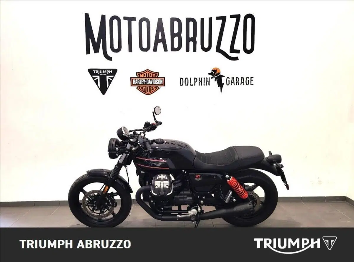 Moto Guzzi V7 Stone Corsa (2023 - 25) (7)