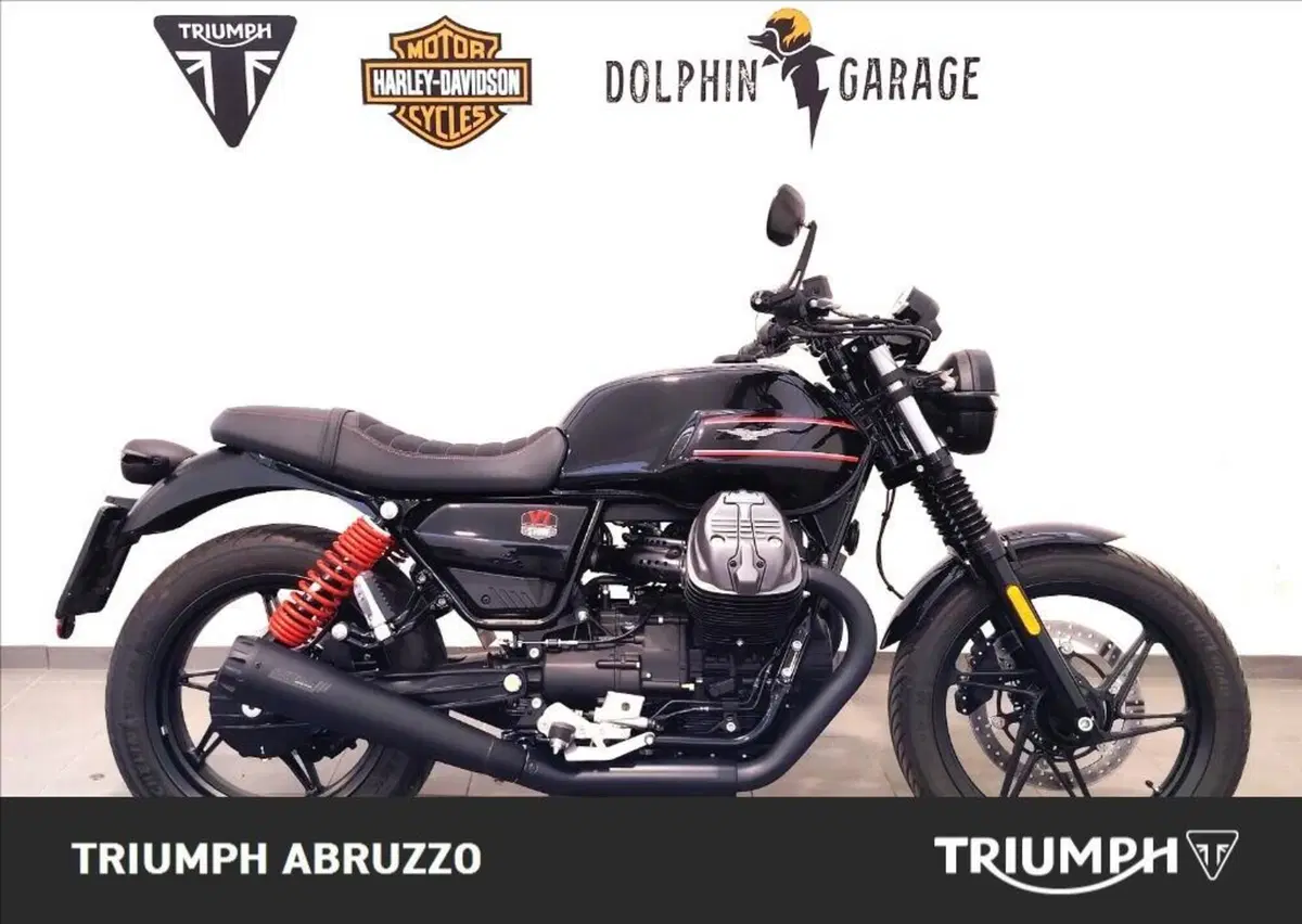Moto Guzzi V7 Stone Corsa (2023 - 25) (2)