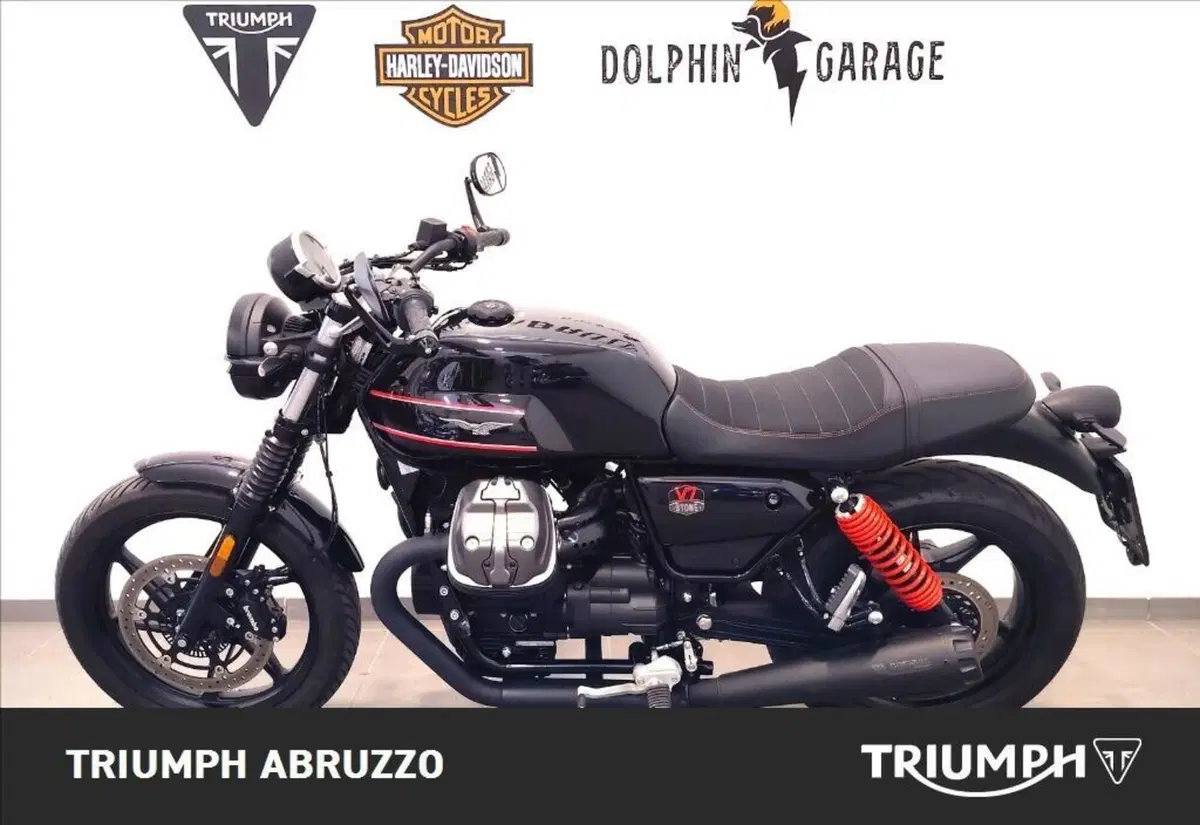Moto Guzzi V7 Stone Corsa (2023 - 25) (8)