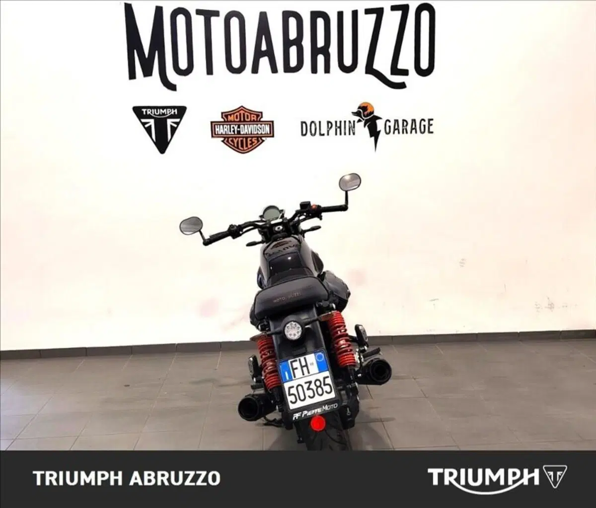 Moto Guzzi V7 Stone Corsa (2023 - 25) (11)