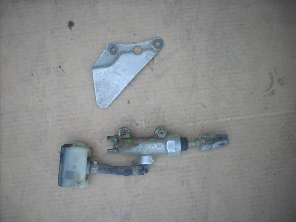 Ricambi Usati Kawasaki KX 125 Cross 2T - Component (15)