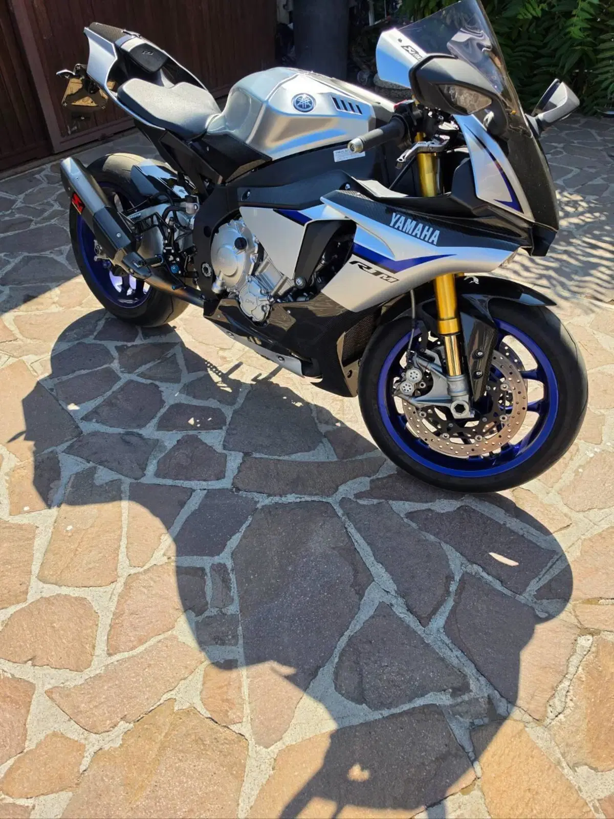 Yamaha YZF R1 M (2015 - 16) (3)