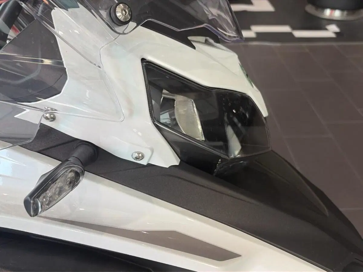 Benelli TRK 502 ABS (2017 - 20) (10)