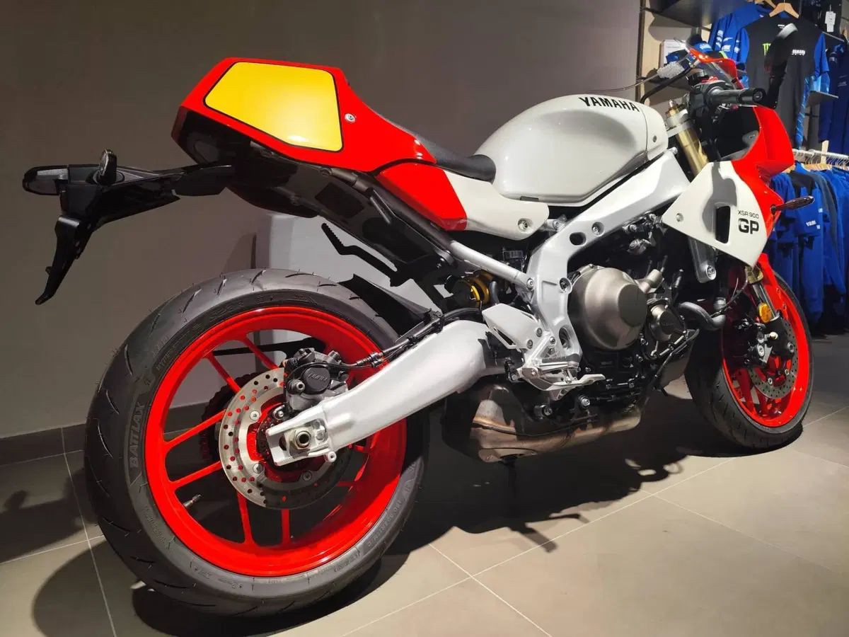 Yamaha XSR 900 (2025 - 26) (4)