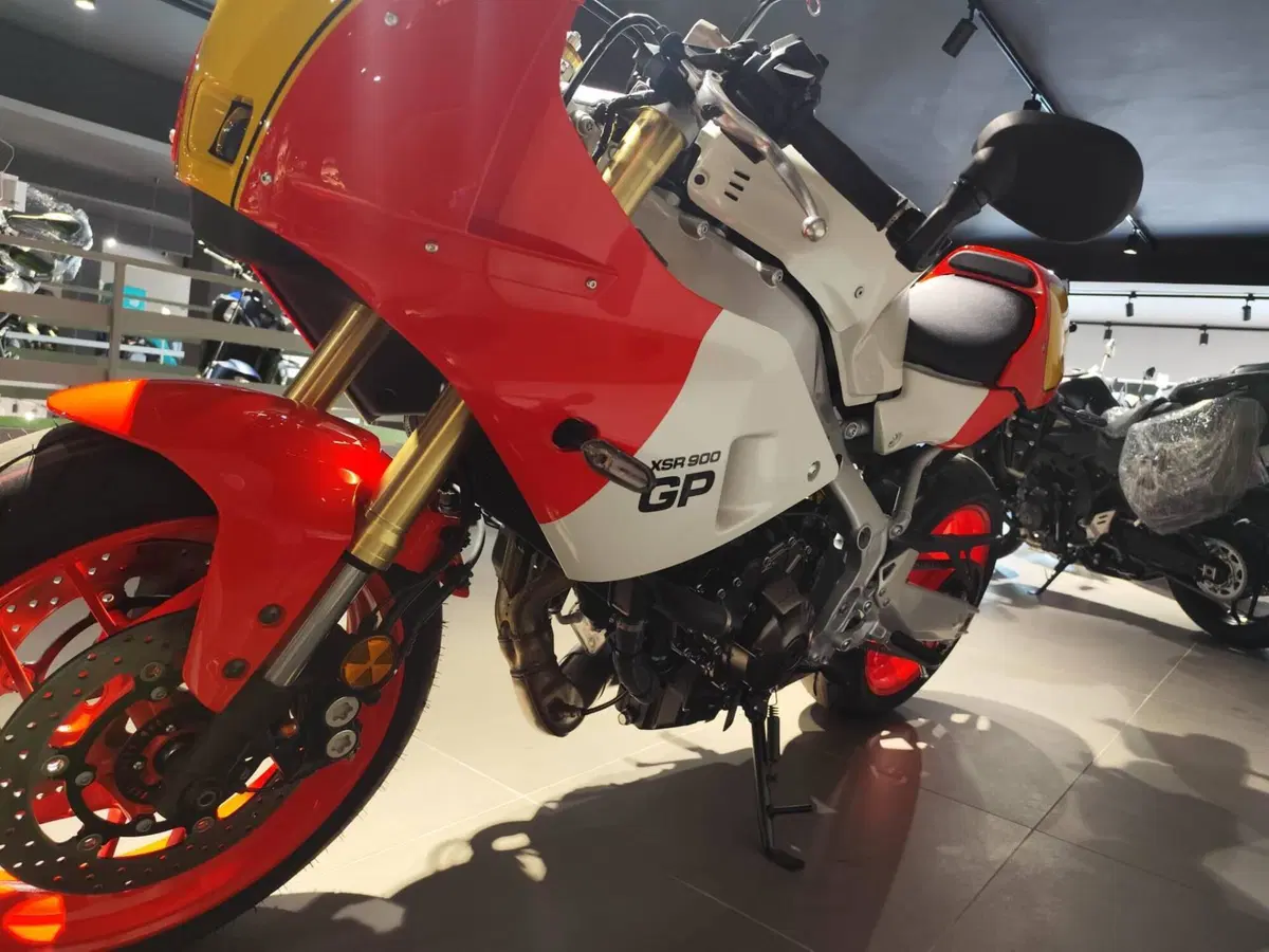 Yamaha XSR 900 (2025 - 26) (7)
