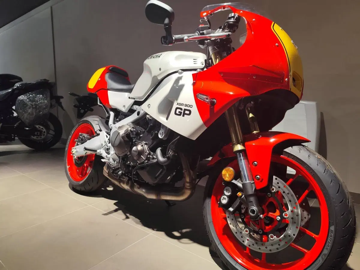Yamaha XSR 900 (2025 - 26) (8)