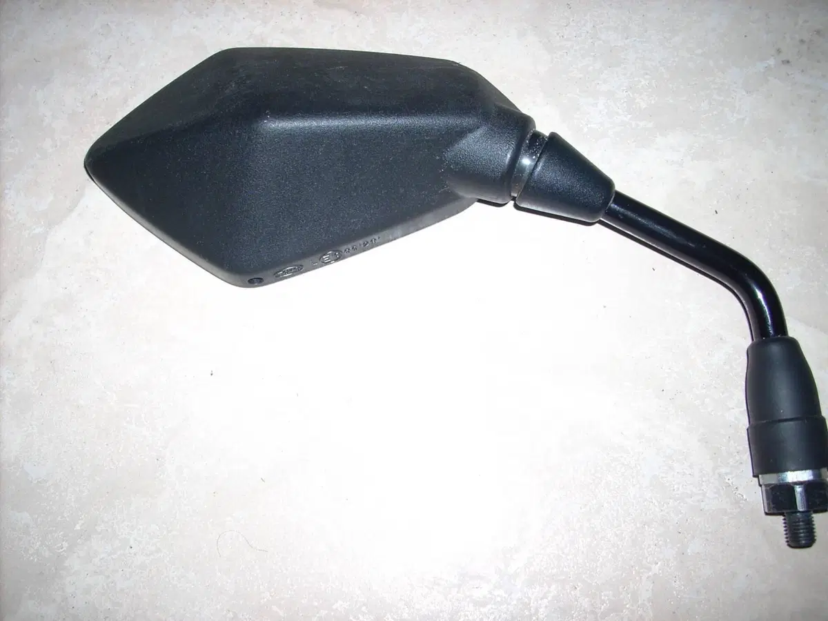 Frecce Codone Portatarga Specchietti Kawasaki Z100 (10)