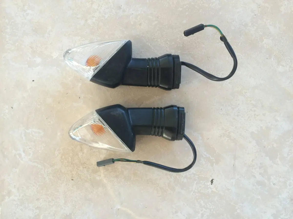 Frecce Codone Portatarga Specchietti Kawasaki Z100 (13)