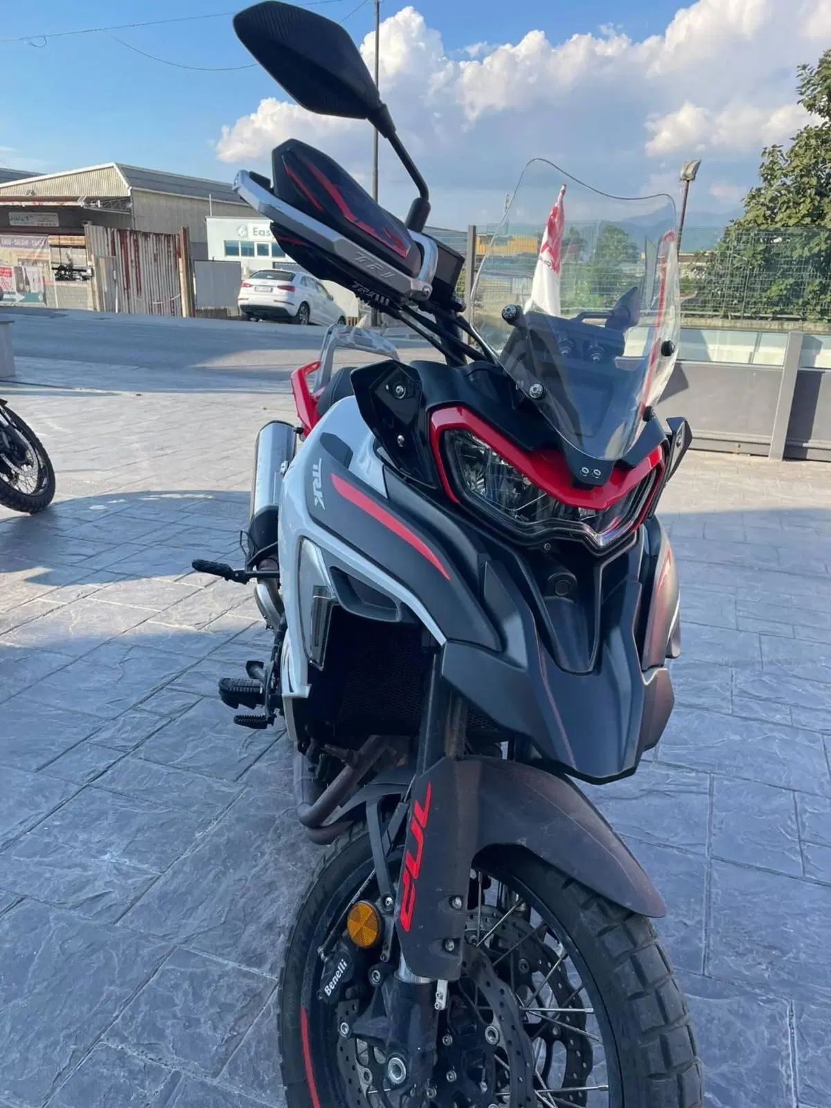 Benelli TRK 702 (2023 - 25) (3)