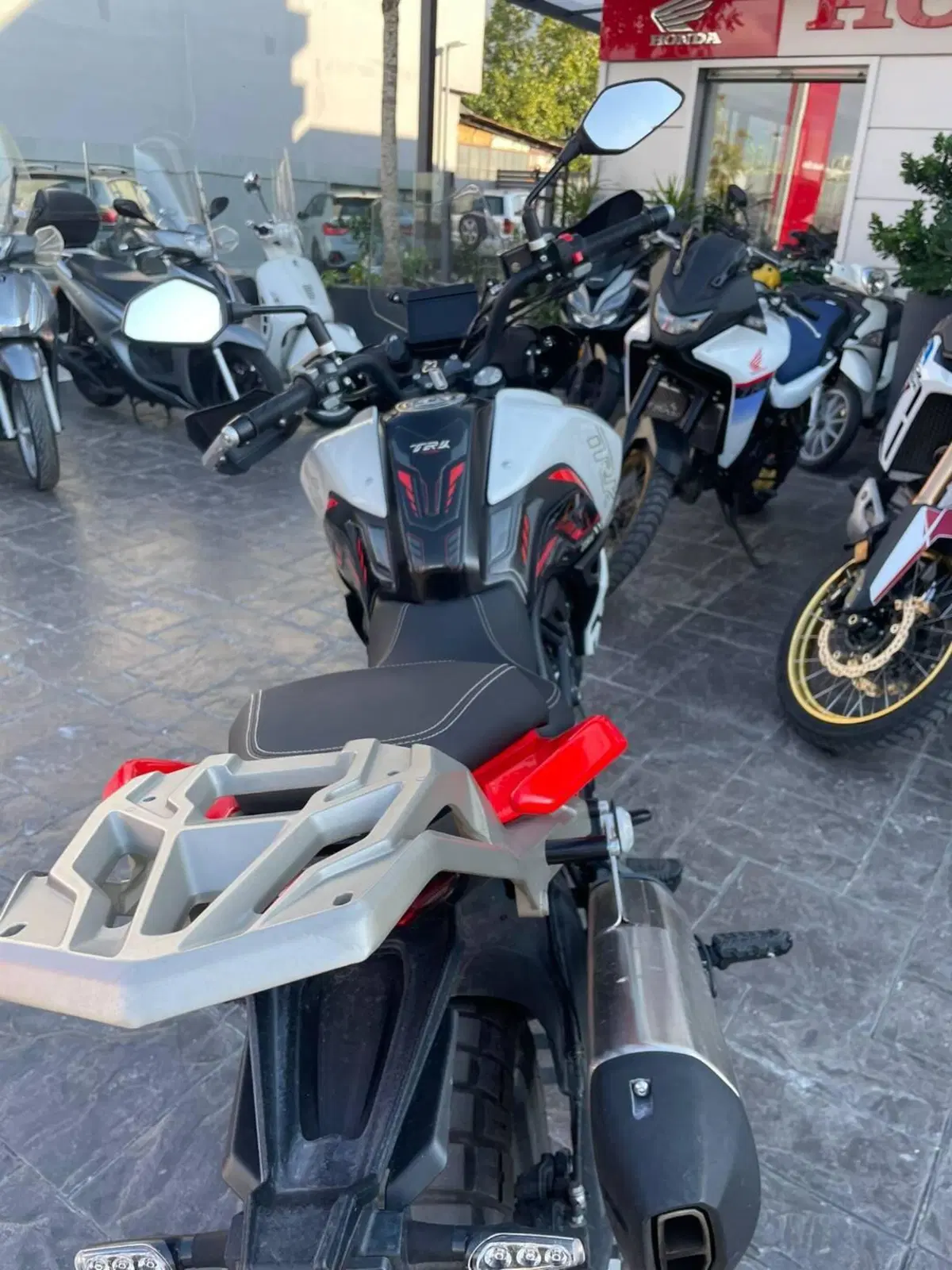 Benelli TRK 702 (2023 - 25) (5)