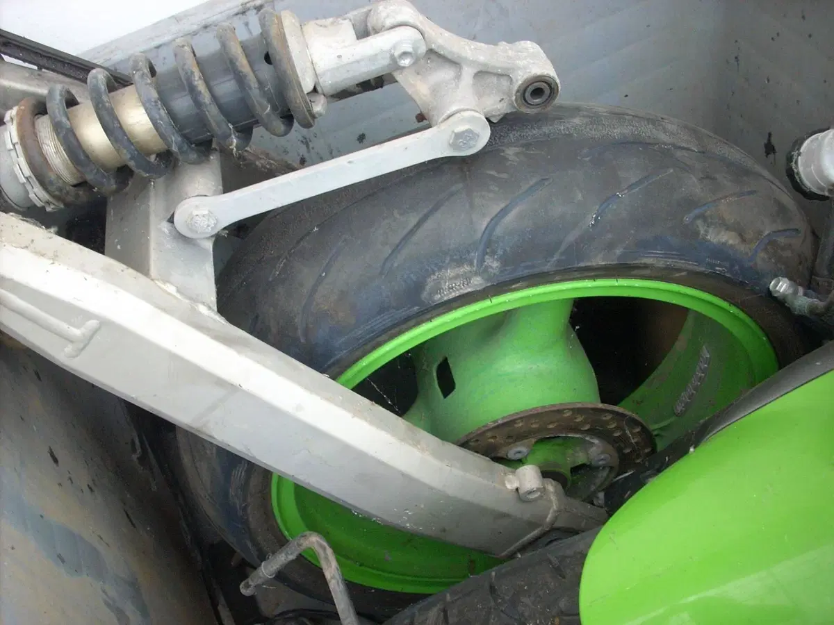 Ricambi Usati Kawasaki ZX 6R Ninja 2000 2001 2002 (18)