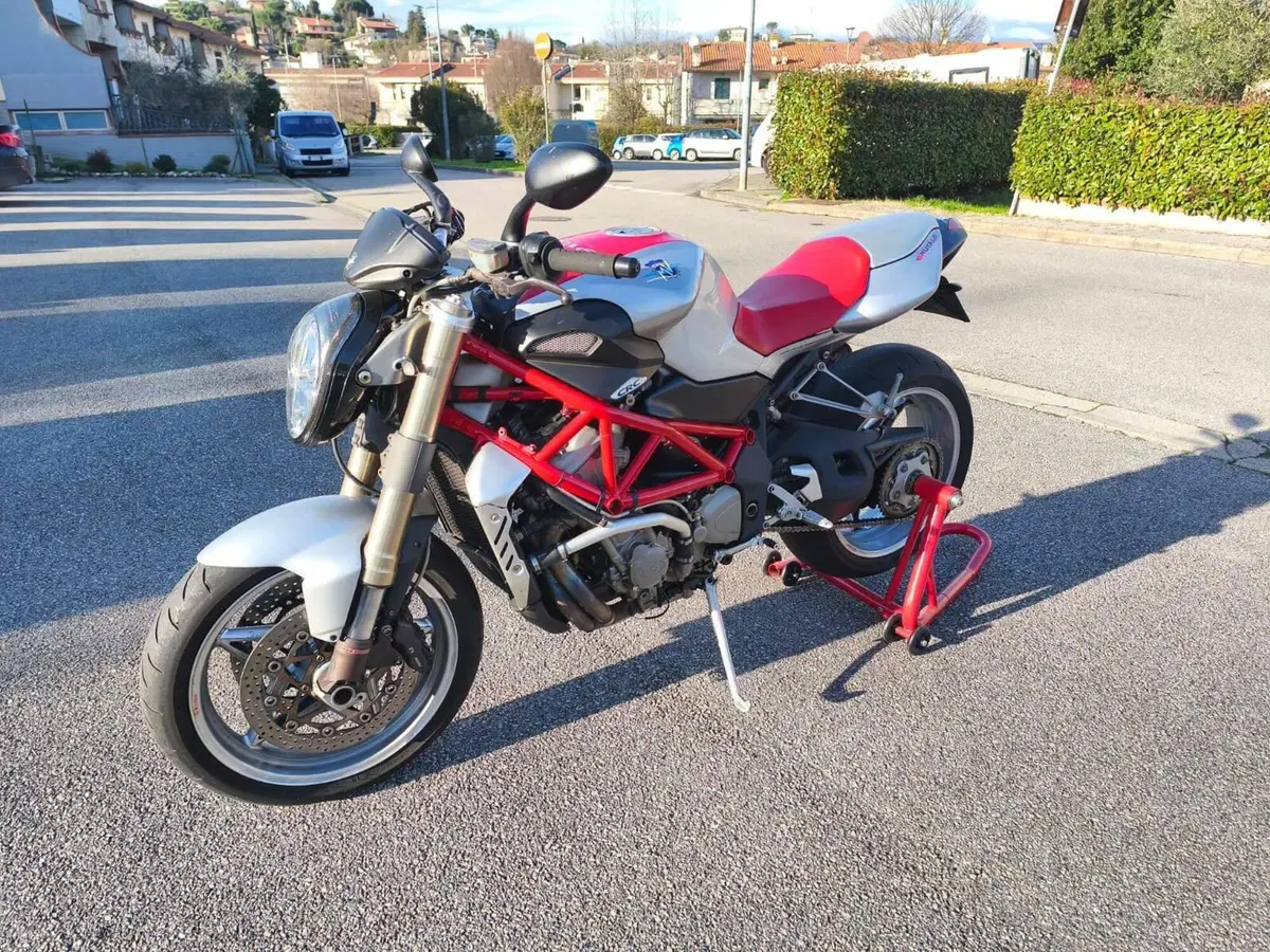 MV Agusta Brutale 910 S (2005 - 11) (2)