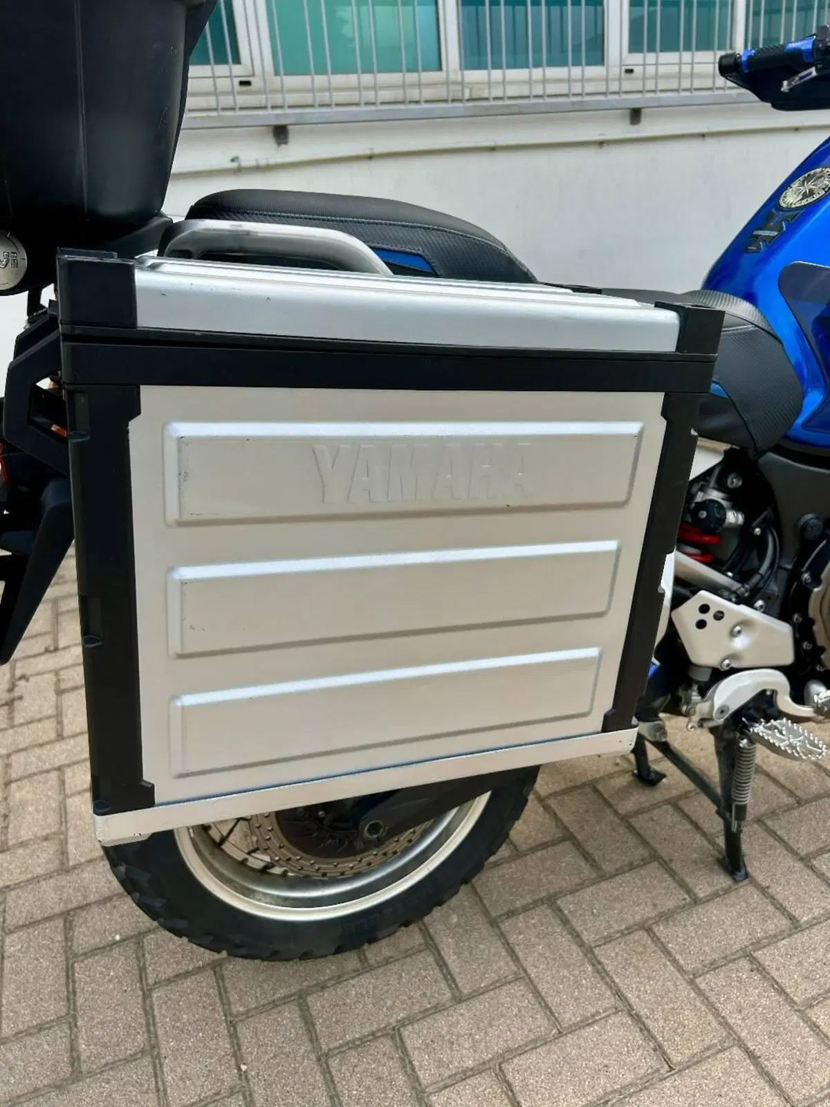 Yamaha XT1200Z Super Ténéré First Edition (2010 - 11) (11)