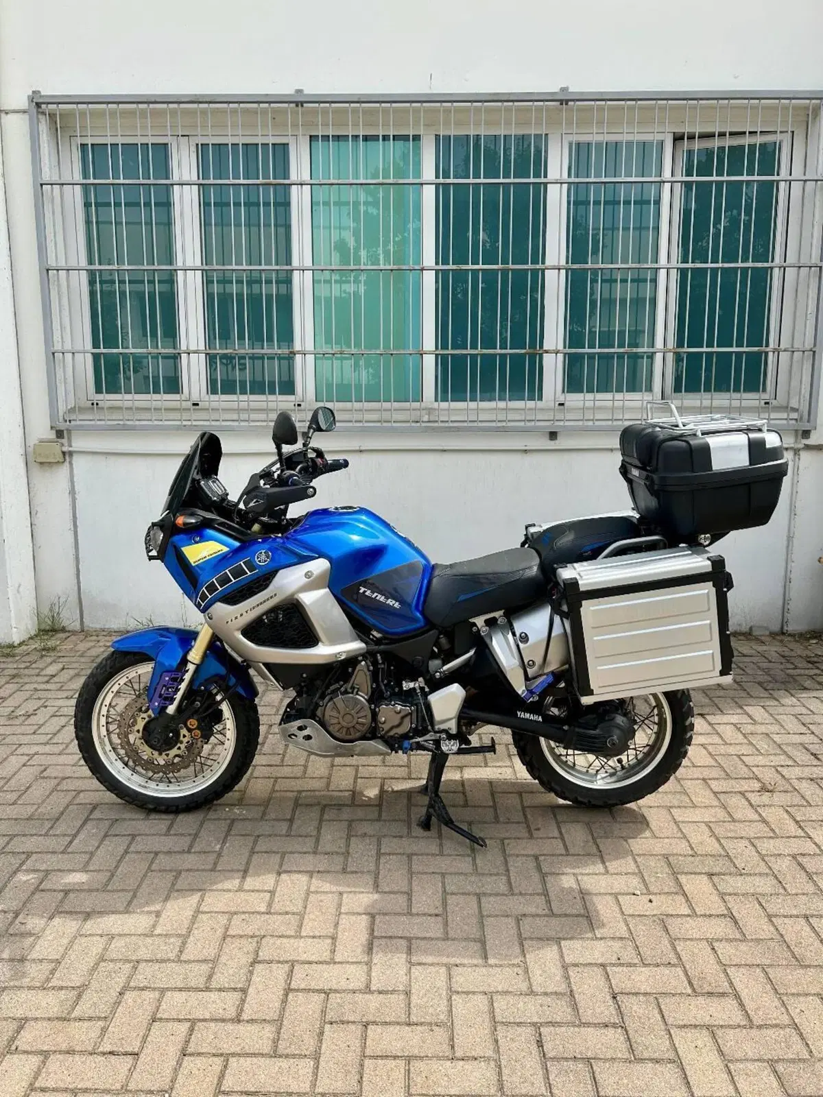 Yamaha XT1200Z Super Ténéré First Edition (2010 - 11) (14)
