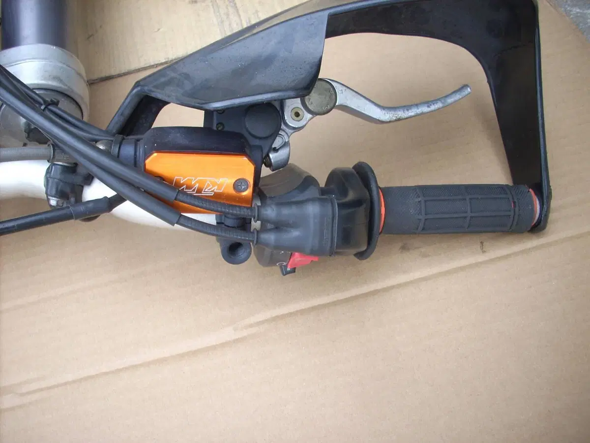 Ricambi Usati KTM LC4 640 Componenti (13)