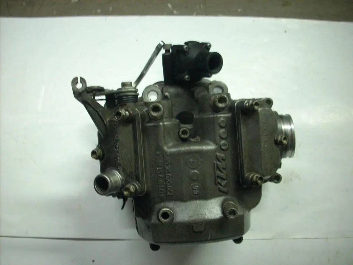 Ricambi Usati KTM 640 SM Componenti (20)