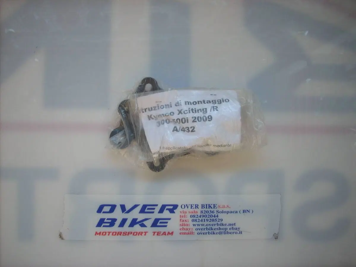 Staffe Supporto Attacchi Parabrezza Kymco Xciting (2)