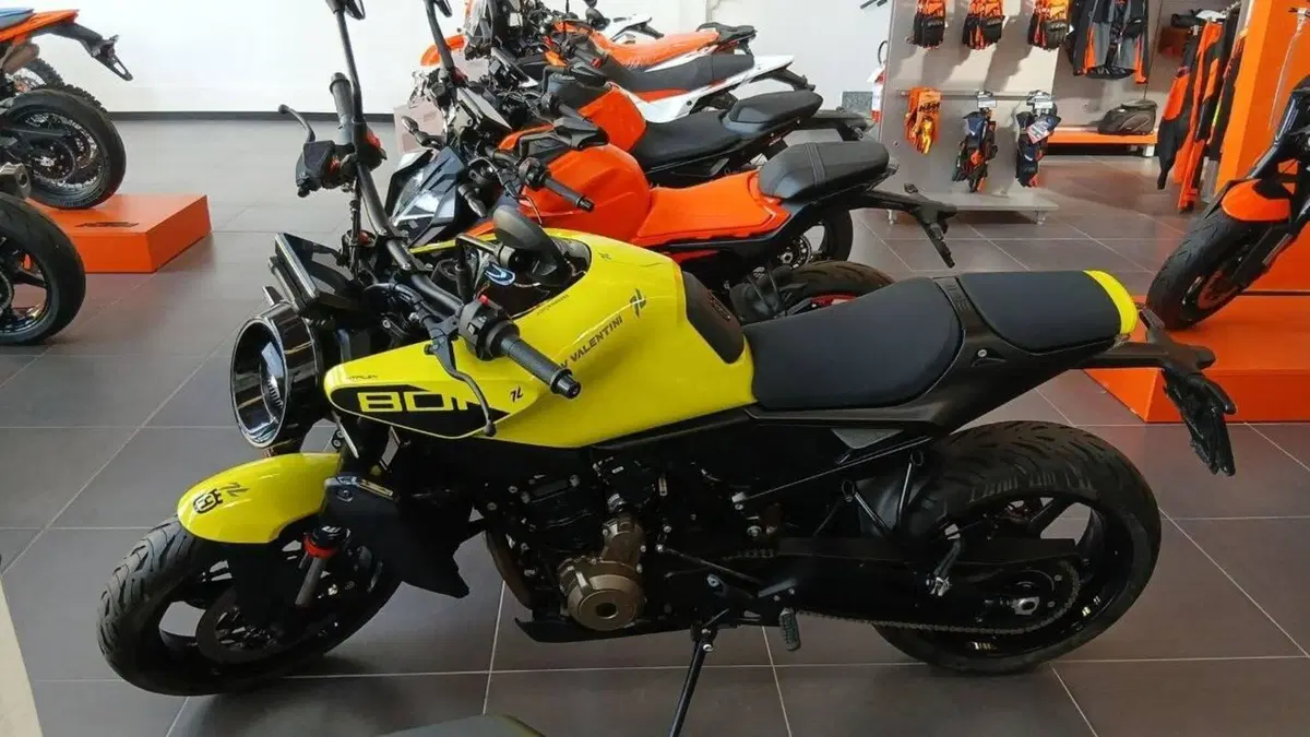 Husqvarna Vitpilen 801 L (2025 - 26) (4)