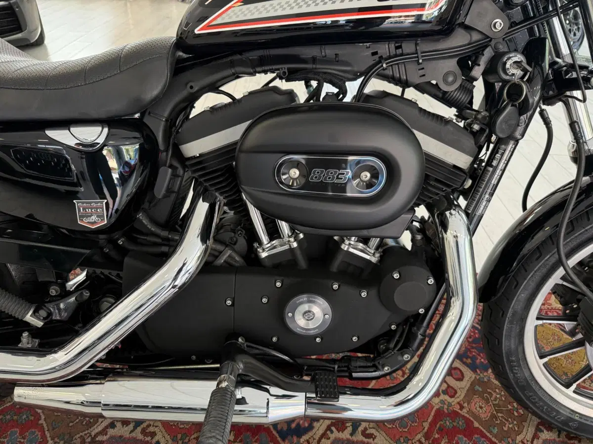 Harley-Davidson 883 R (2008 - 16) - XL 883R (6)
