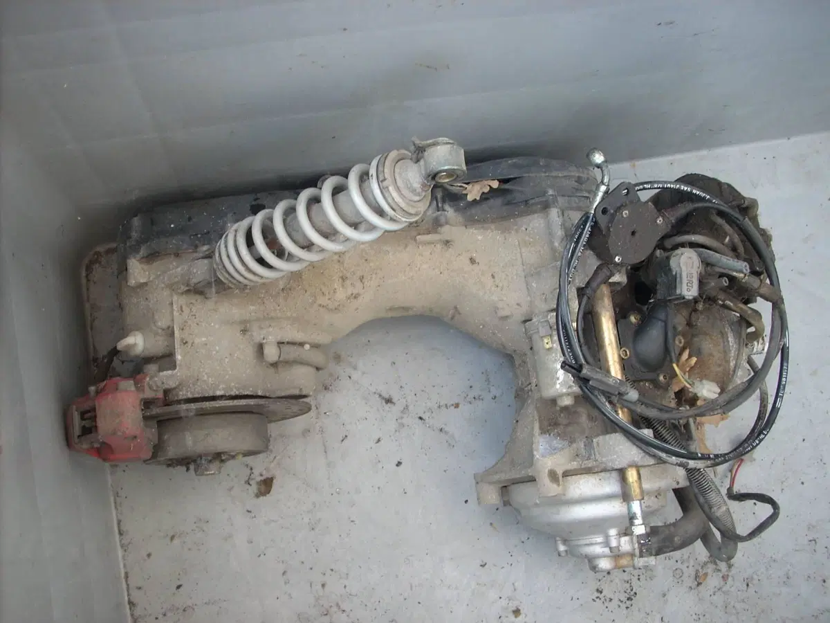 Ricambi Usati Malaguti F12R Phantom 50 AC LC Compo (11)