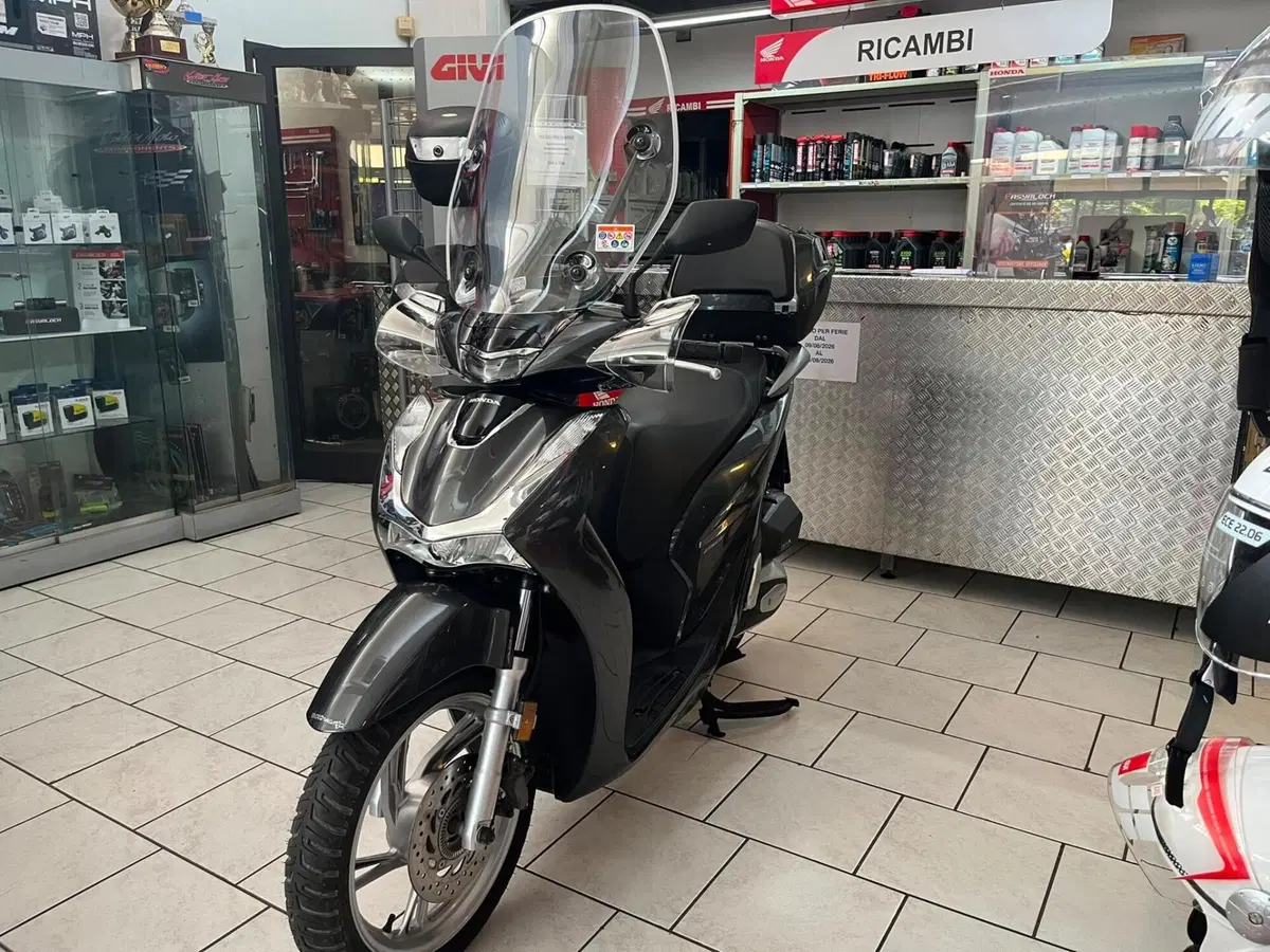 Honda SH 150i (2020 - 23) (8)