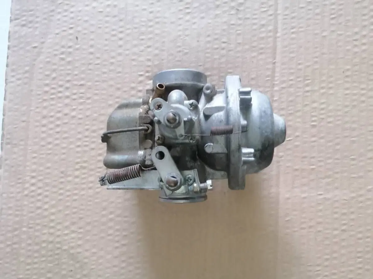 Ricambi Usati Malaguti Madison 400 4T Motore Carbu (7)
