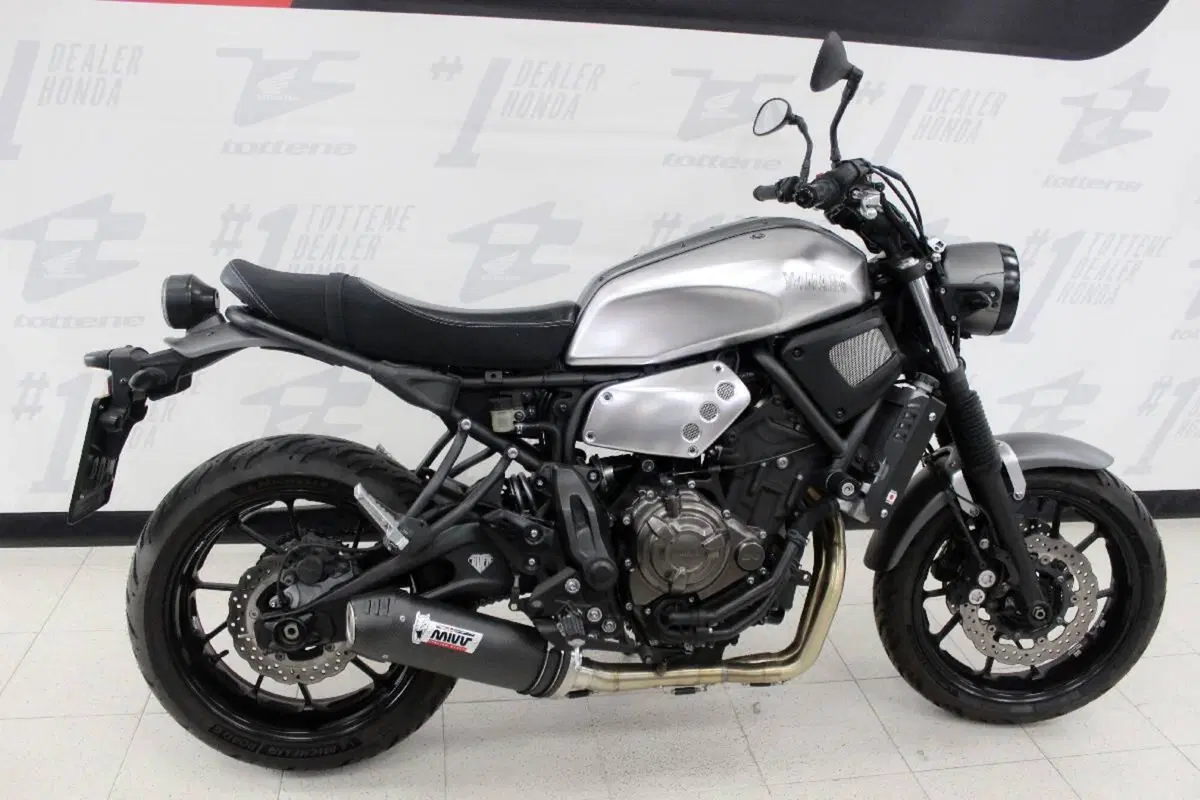 Yamaha XSR 700 ABS (2016 - 20) (2)