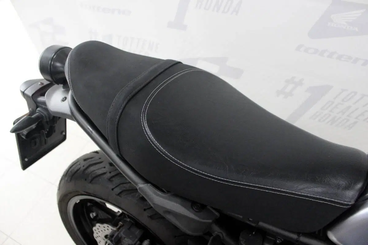 Yamaha XSR 700 ABS (2016 - 20) (6)