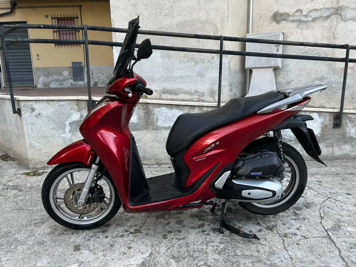 Honda SH 150i (2020 - 23) (2)