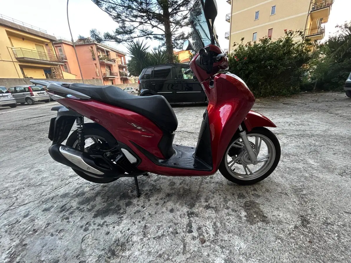Honda SH 150i (2020 - 23) (4)