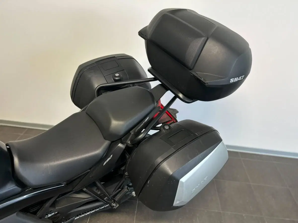 CFMOTO 650GT (2021 - 26) (8)