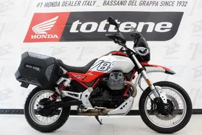 Moto Guzzi V85 TT (2024 - 26) usata
