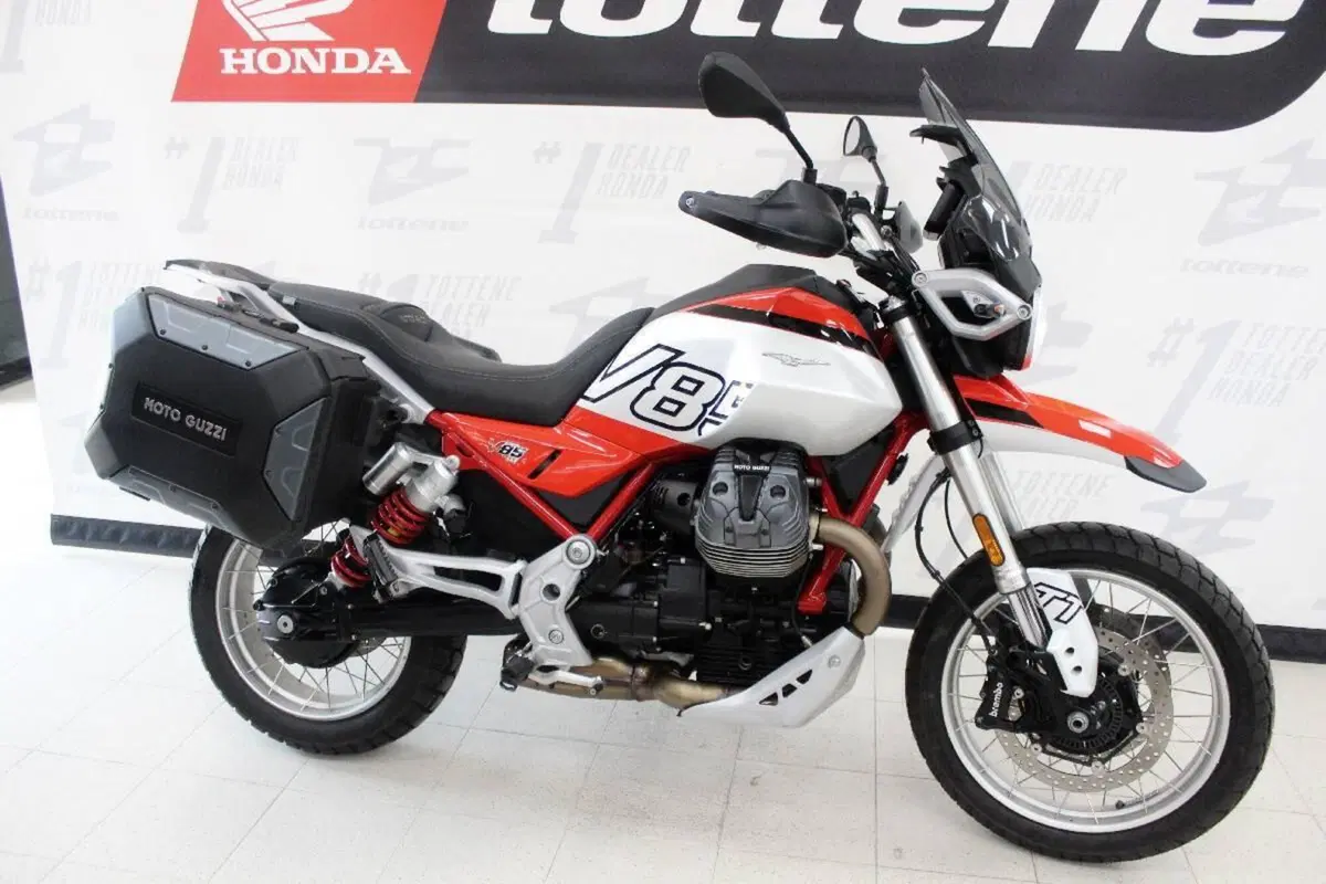 Moto Guzzi V85 TT (2024 - 26) (3)