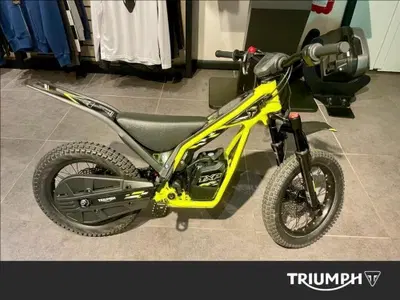 Triumph TXP-16 (2026) usata