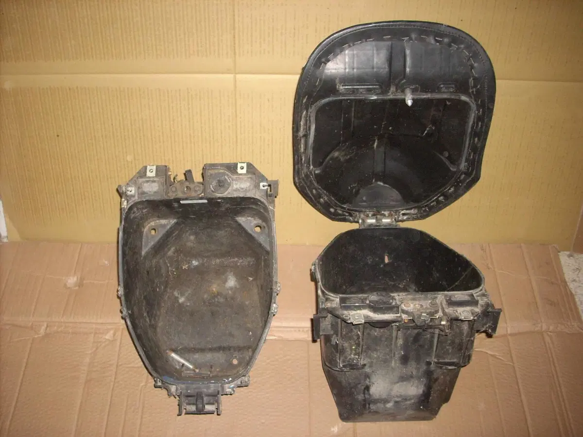 Ricambi Usati Yamaha Aerox 50 2T LC Componenti (15)
