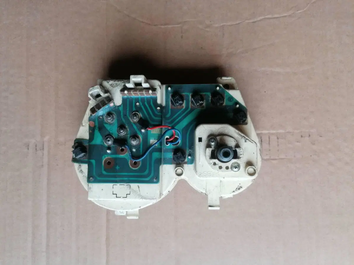 Ricambi Usati Yamaha Aerox 50 2T LC Componenti (16)