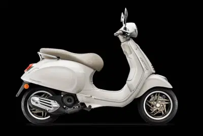 Vespa Primavera 150 S (2026) nuova