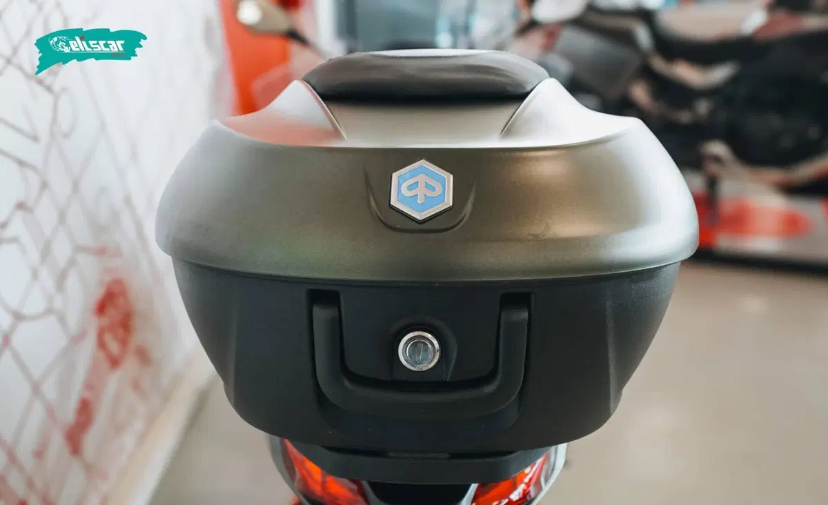 Piaggio Beverly 400 S (2025 - 26) (8)