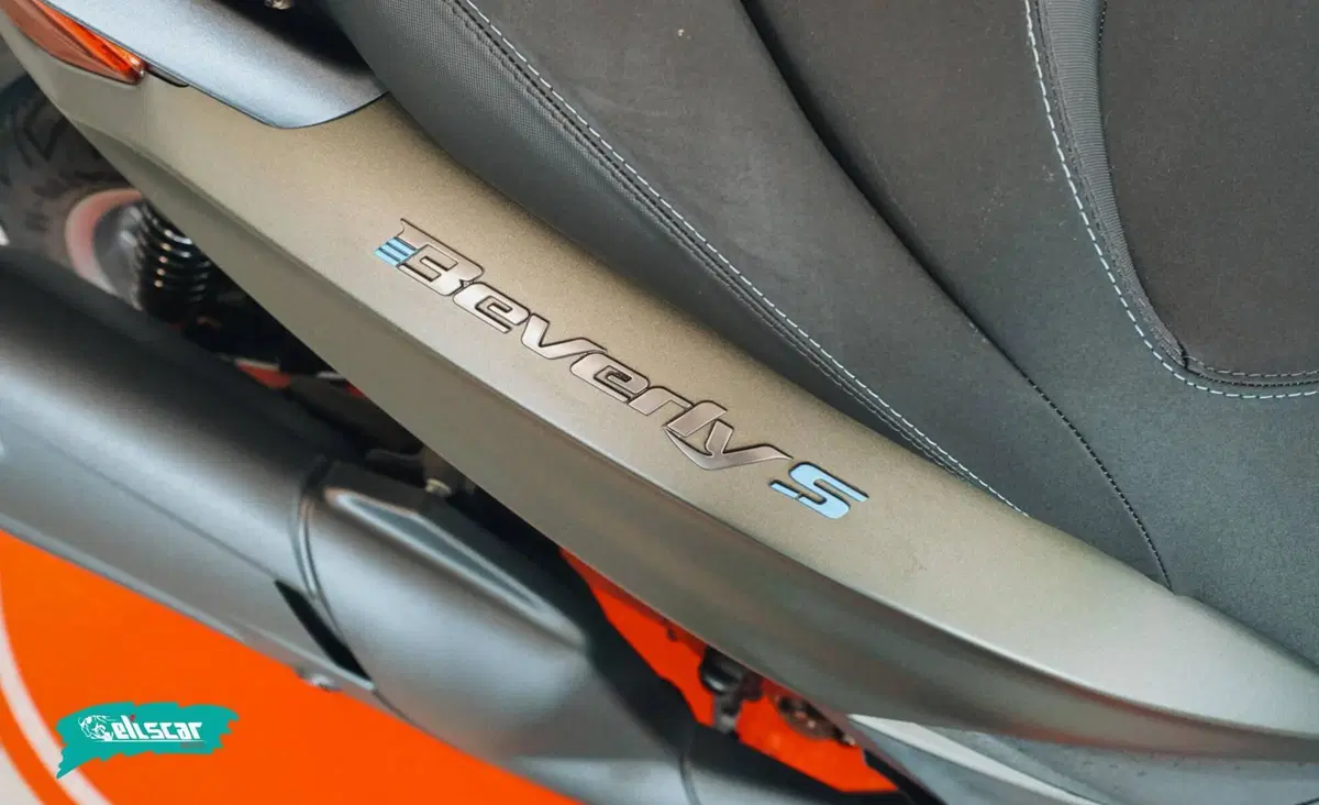 Piaggio Beverly 400 S (2025 - 26) (10)