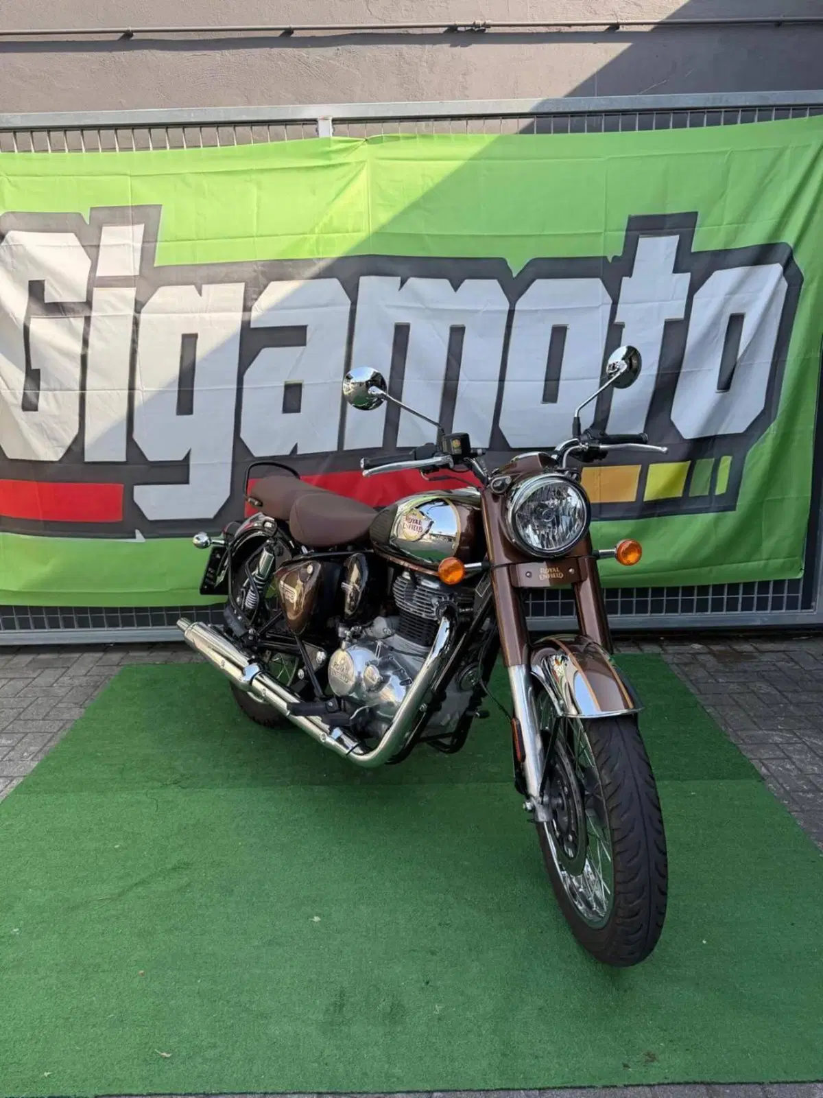 Royal Enfield Classic 350 (2021 - 26) (5)