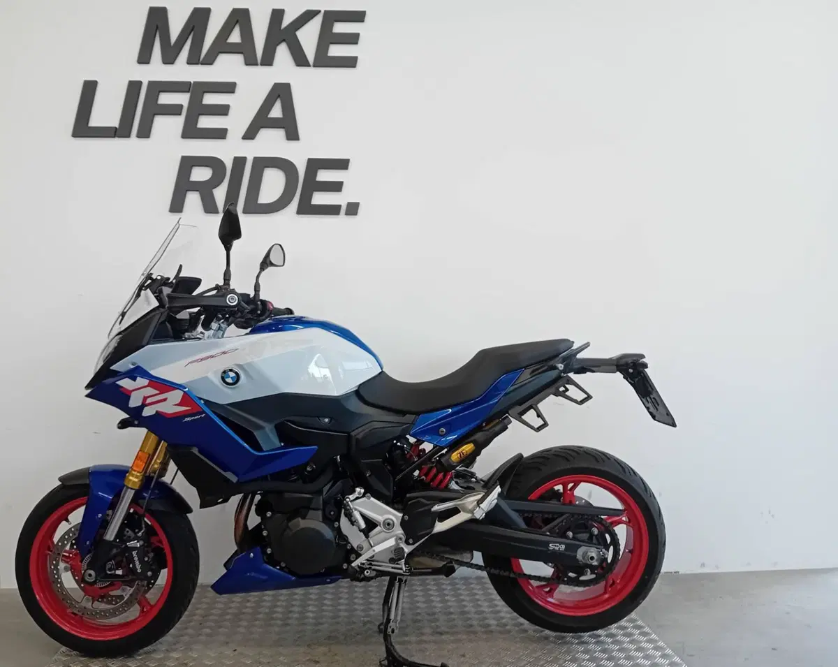 Bmw F 900 XR (2025 - 27) (2)