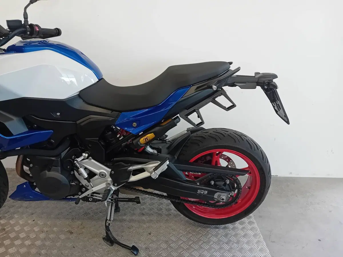 Bmw F 900 XR (2025 - 27) (5)