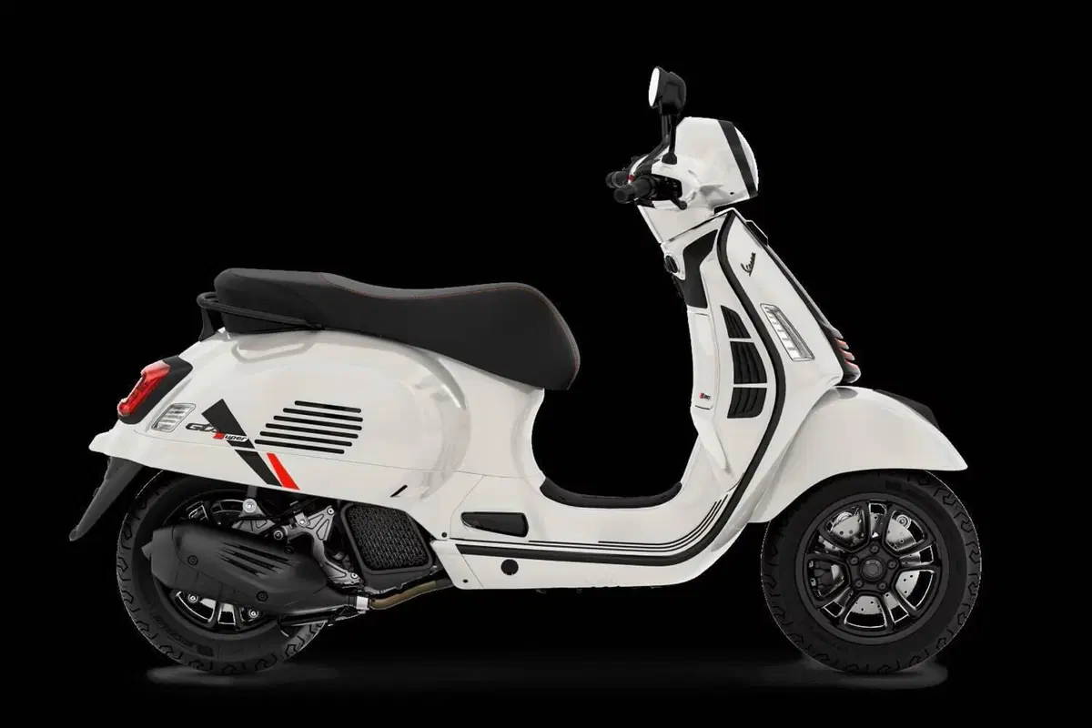 Vespa GTS 125 Supersport (2025 - 26) (3)
