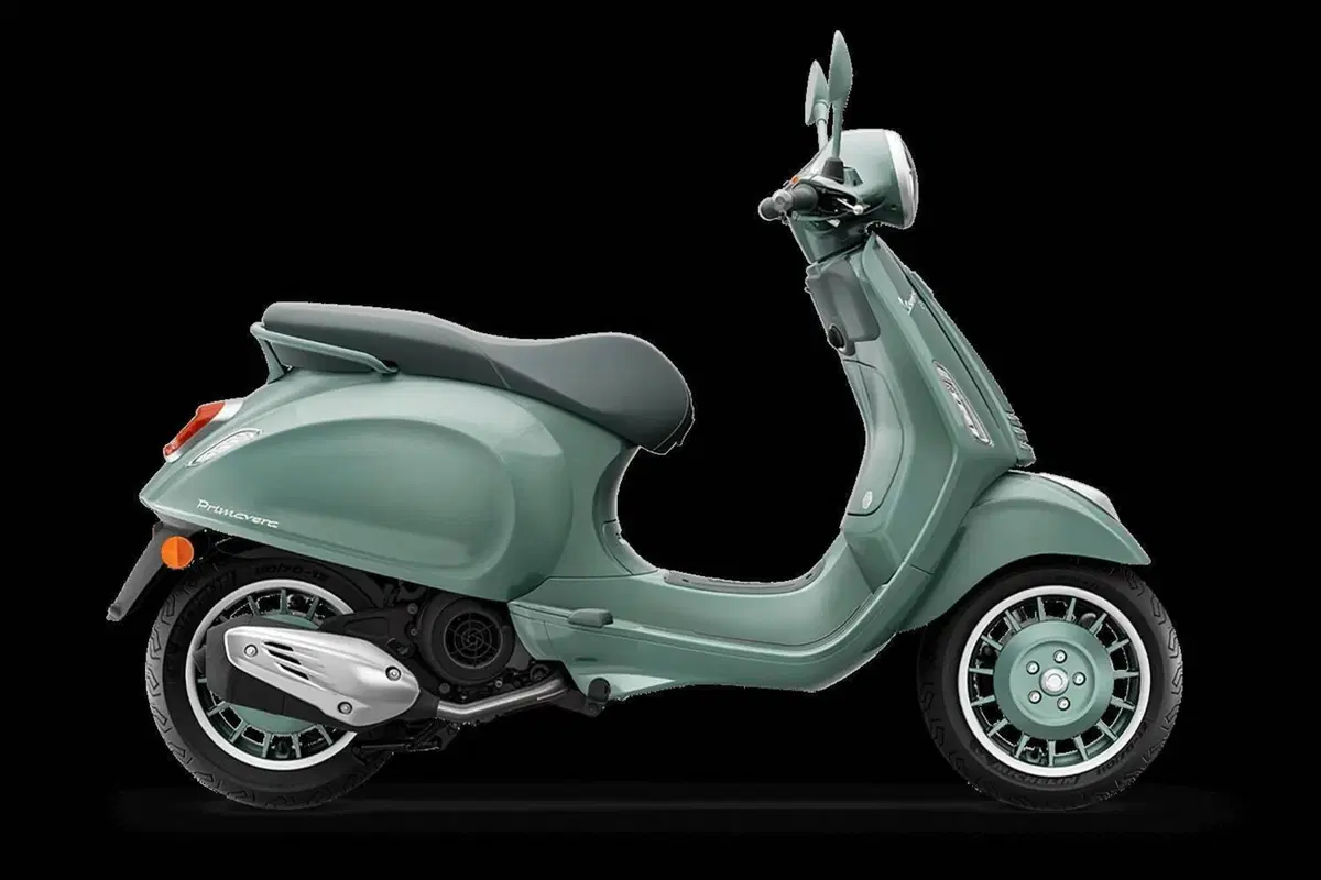 Vespa Primavera 125 80th (2026)