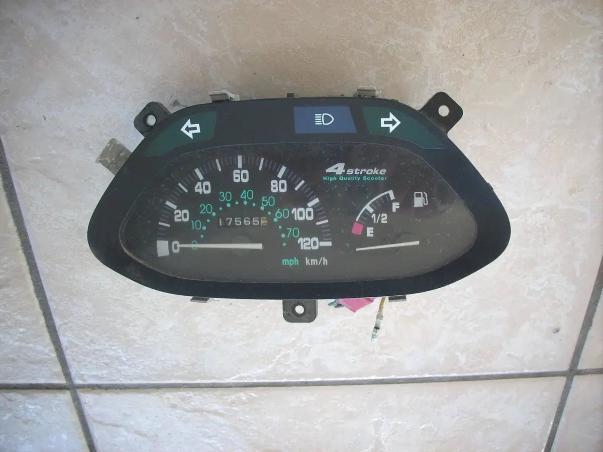 Ricambi Usati MBK Flame 125 4T Scooter Componenti (14)